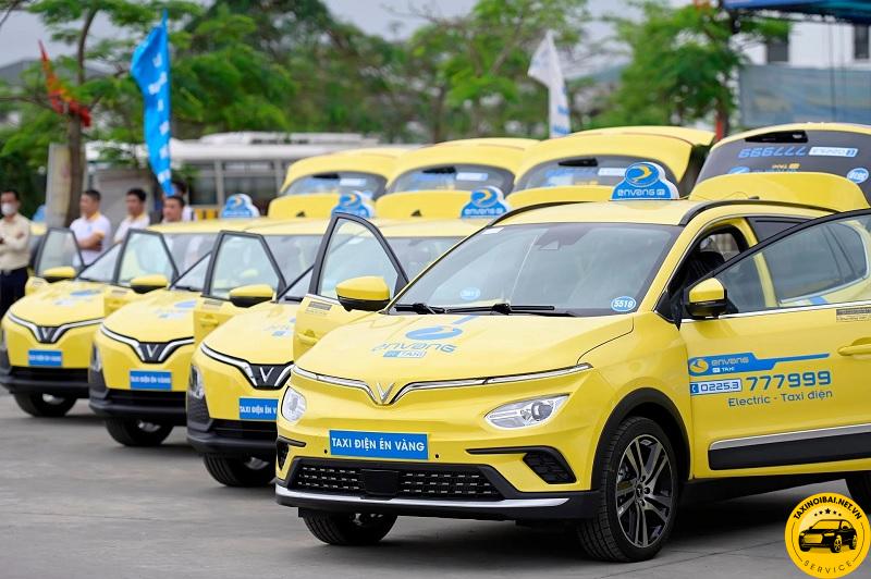 Taxi Én Vàng khuyến mãi từ 5% cho hành khách đặt xe trước