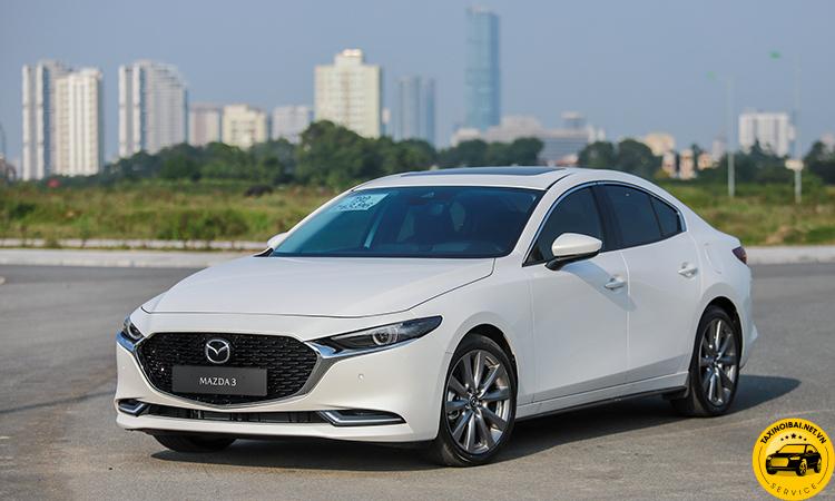 Mazda 3 Thiết kế sang trọng và hiện đại.