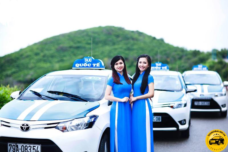 Taxi Phương Trang là hãng xe quen thuộc tại sân bay Cam Ranh