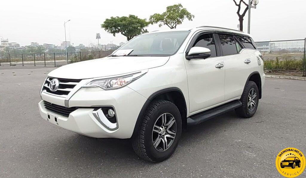 Xe 7 chỗ Toyota Fortuner