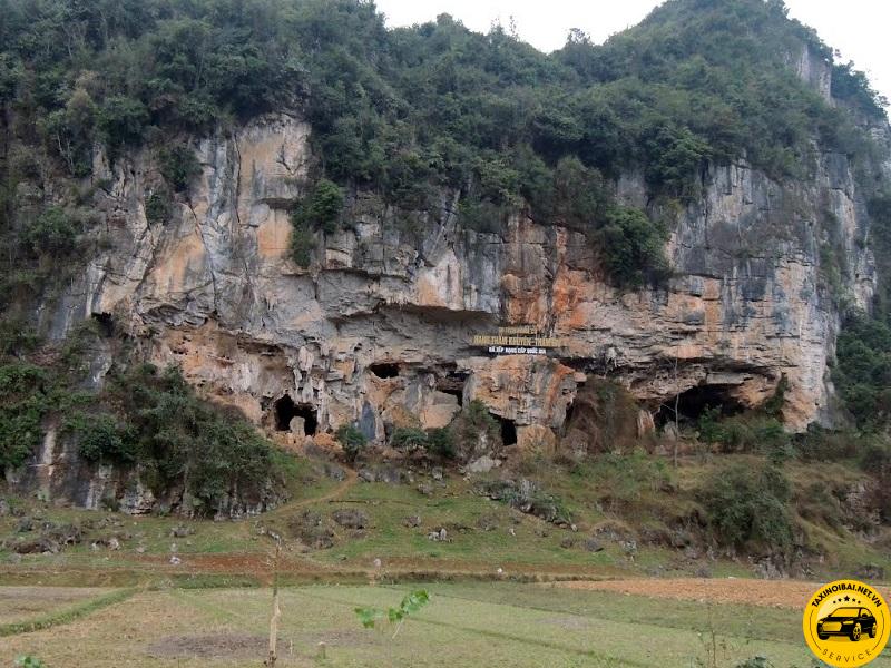 Hang Thẩm Khuyên