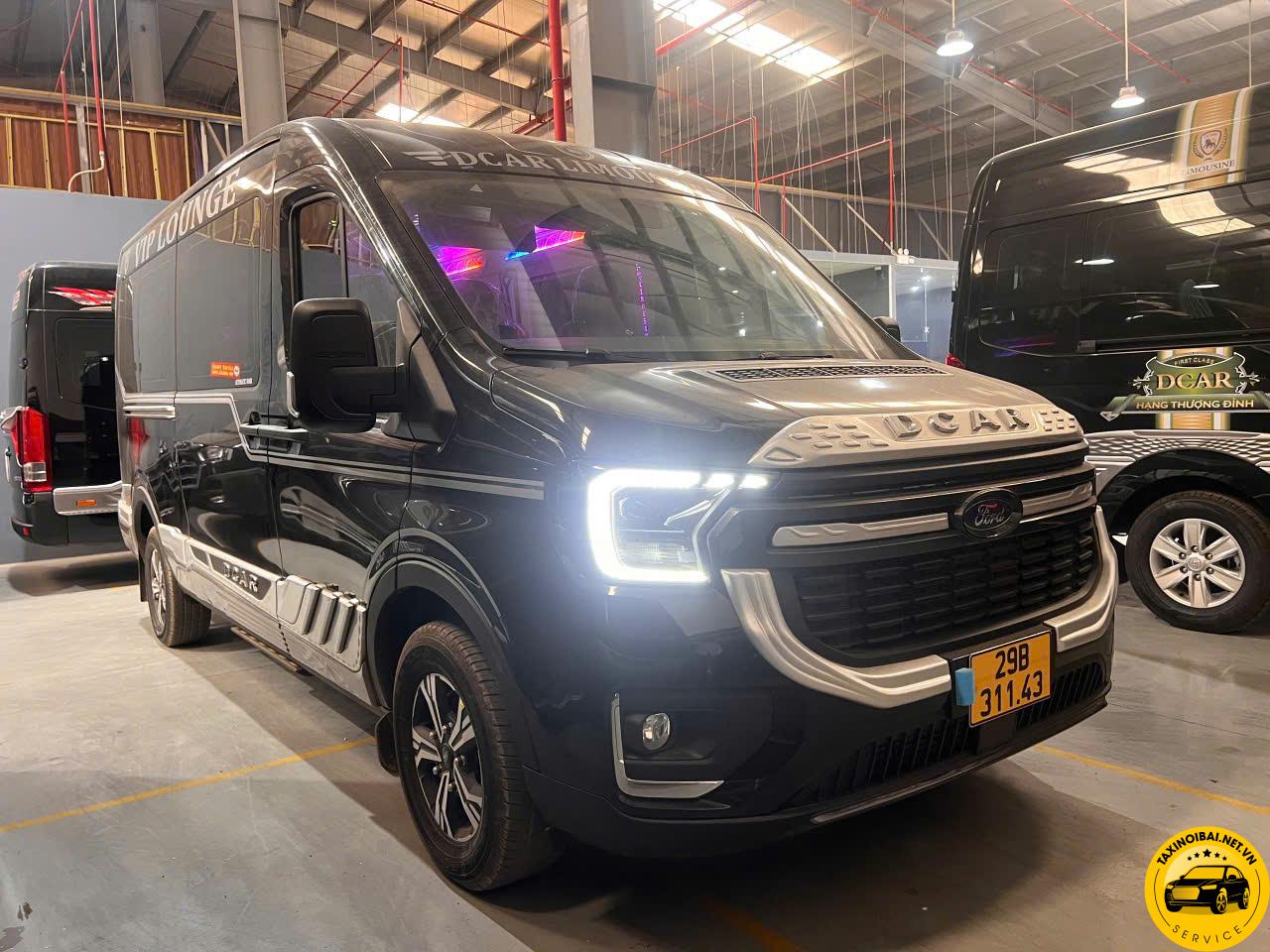 Xe Limousine Dcar đời mới sang trọng, tiện nghi cao cấp chuyên phục vụ đưa đón sân bay Nội Bài, mang đến trải nghiệm thoải mái và đẳng cấp cho khách hàng