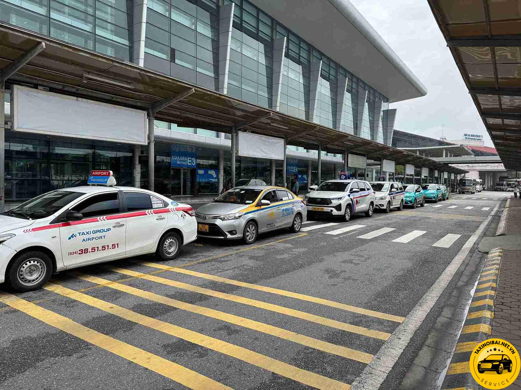 gioi thieu dich vu taxi noi bai gia re
