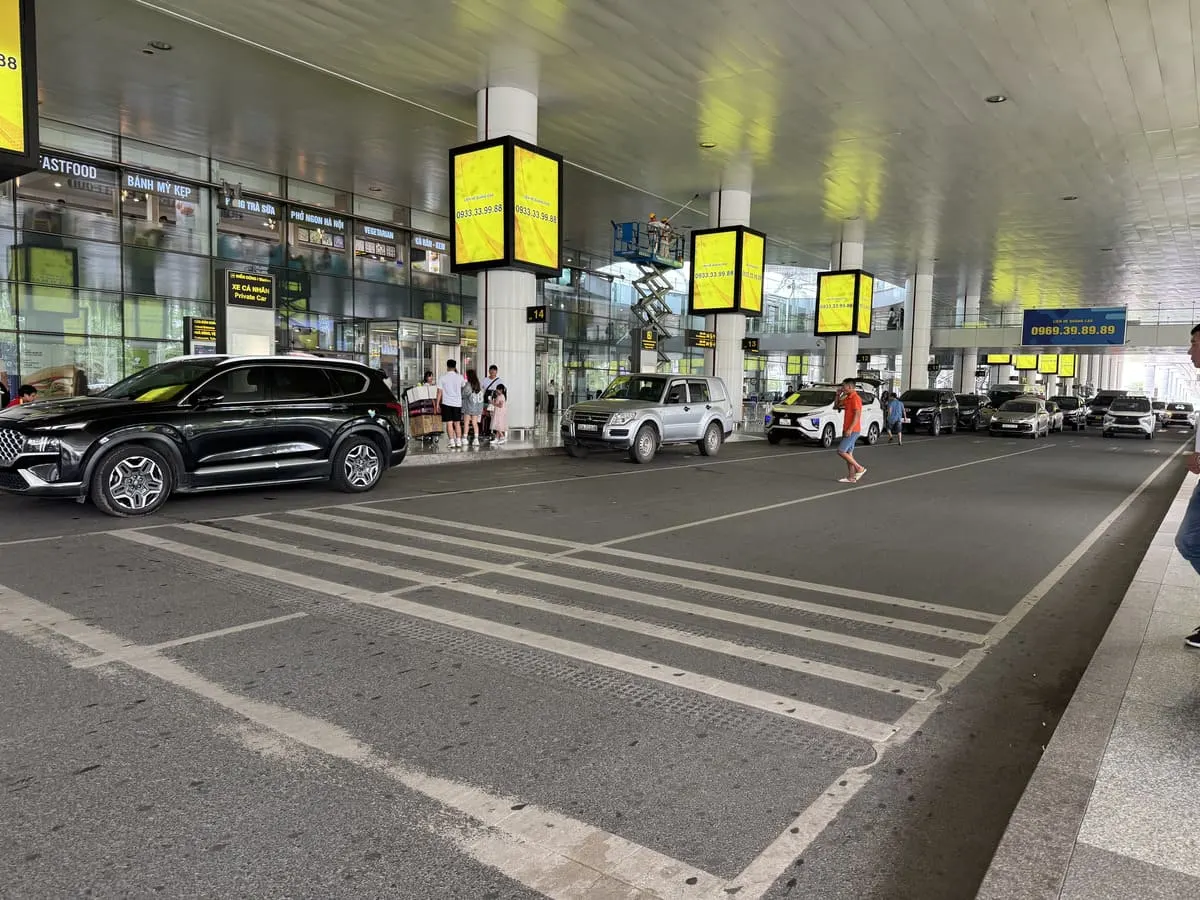 Khu vuc sanh den nha ga T2 san bay Noi Bai
