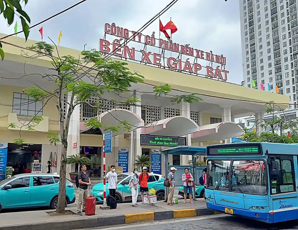 ben xe giap bat